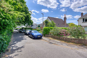 Streetview- click for photo gallery